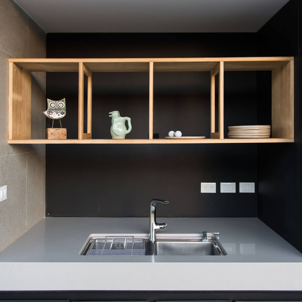 Kichinet de Graham Bell en Silestone niebla.